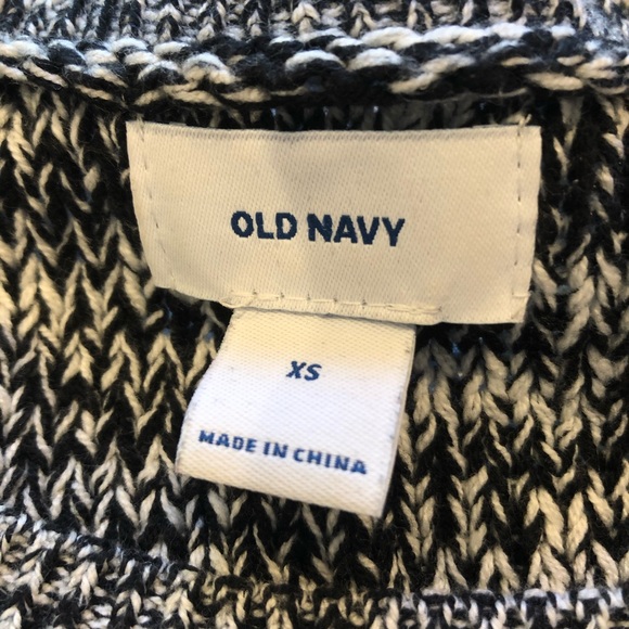 Like New Knit Sweater - Picture 4 of 5